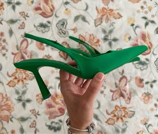 Zapatos Zara verdes - Tacón - 37