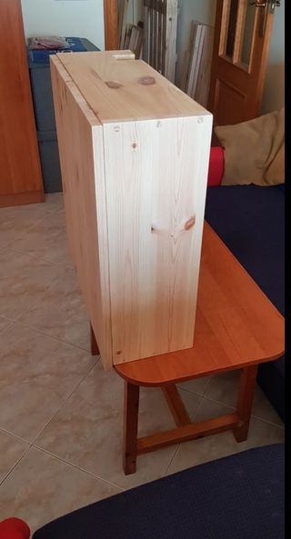 Mobile in legno per banconi