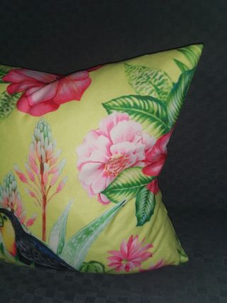 URGE !! FUNDA Cojín Tropical