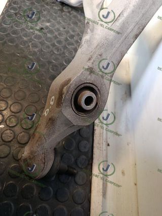 7L0407151K BRAZO SUSPENSION D. DERECHO VW  TOUAREG