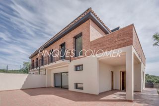 Casa adosada en venta en Castellnou - Can Mir - Sant Muç en Rubí