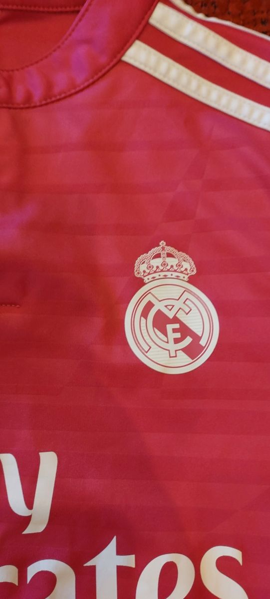 Camiseta Real Madrid niña talla 11-12.