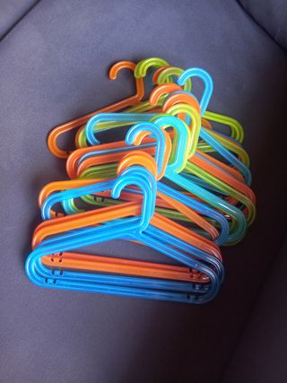 Perchas niños - Colores