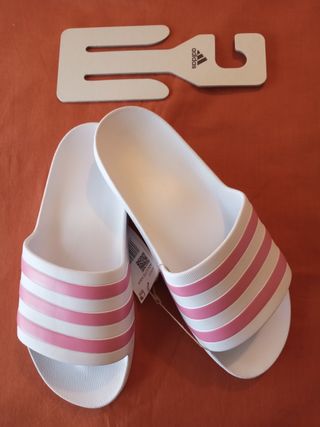 Chanclas Adidas rosa-blancas