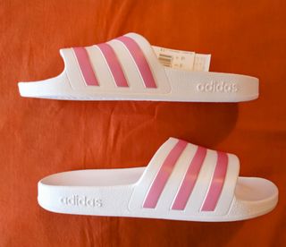 Chanclas Adidas rosa-blancas