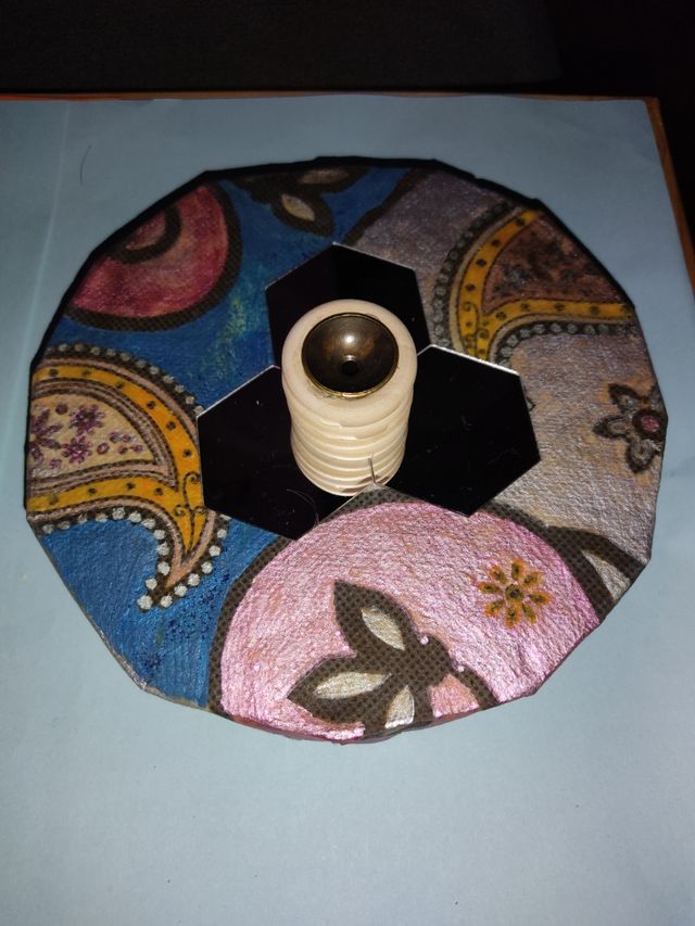 Porta incienso vertical Decorativo y funcional