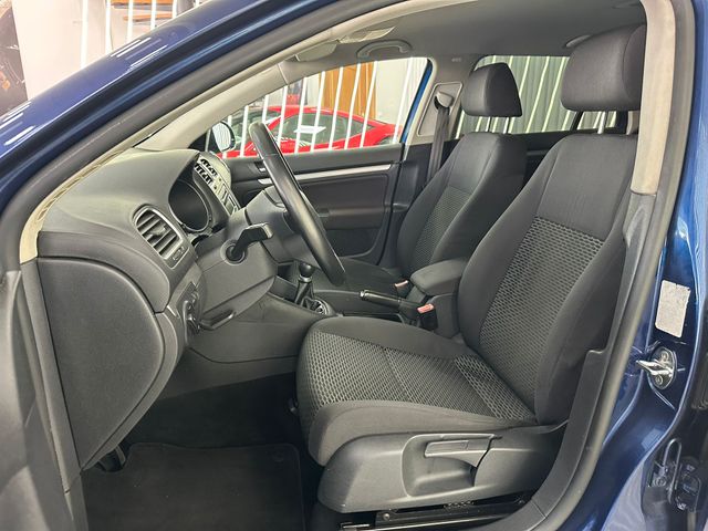 VOLKSWAGEN GOLF VARIANT 1.6 TDI BLUEMOTION 105CV