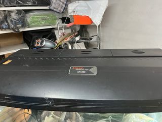 Acuario panorámico con mueble a medida