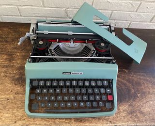 Olivetti Lettera 32 Vintage perfetta e funzionante