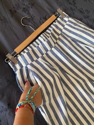 Pantalones rayas Stradivarius M