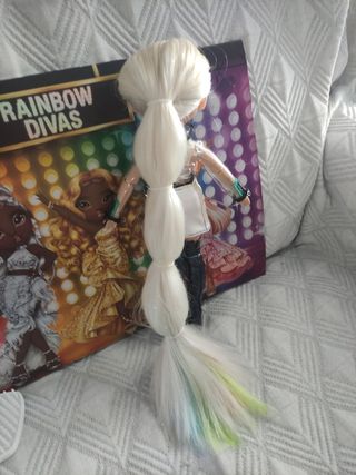 Muñeca Rainbow High: Diva