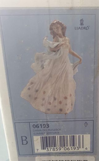 Figura  porcelana Lladró. La dama del Ruiseñor. 