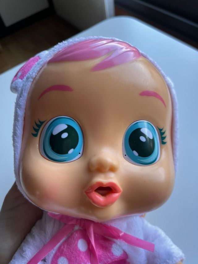 Muñeca Llorona Conny