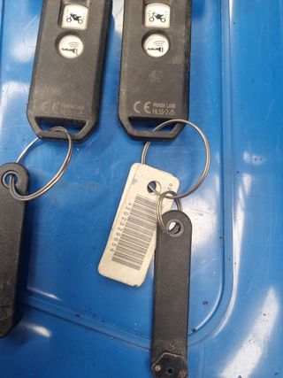 Honda Forza 300 (18-20) - Centralitas y Llaves