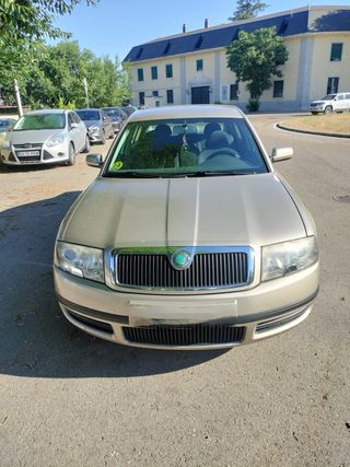 Skoda Superb 2006 en perfeto estado