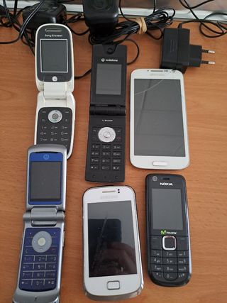 6 Teléfonos y Cargadores