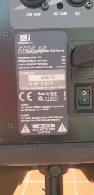 Altavoz EGI autoamplificado