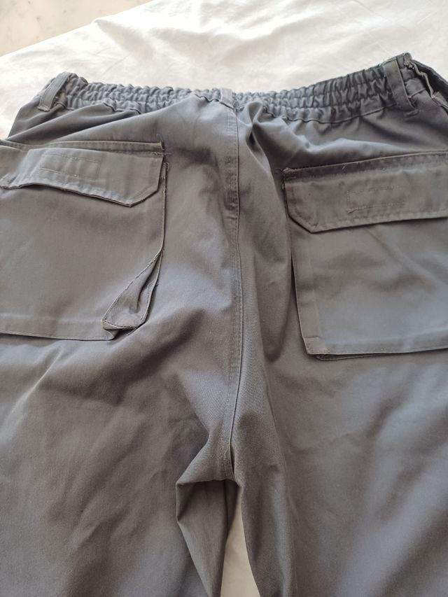 Pantalones cargo grises trabajo