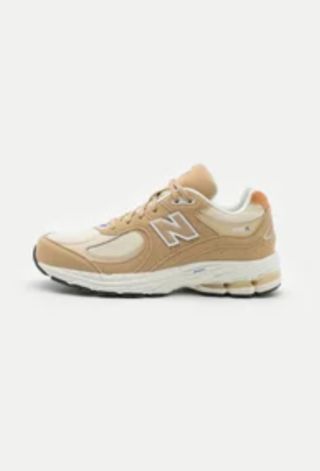 New Balance 2002R Beige