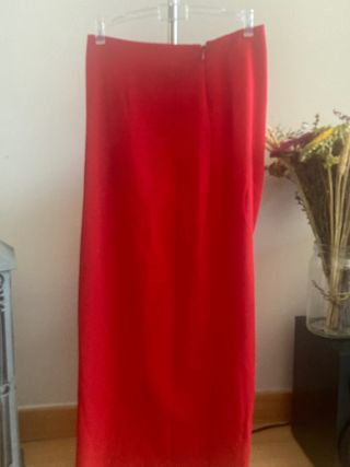 Falda roja zara xs