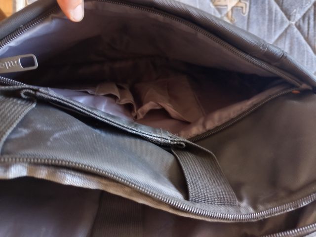 Bolsa portátil - Negra