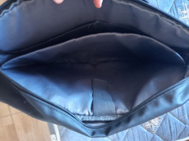 Bolsa portátil - Negra