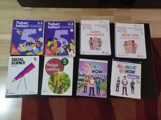 Se vende lote  libros  texto  curso de 5 de Primar