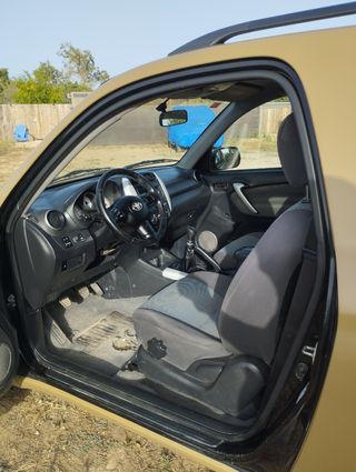 Toyota RAV4 2005