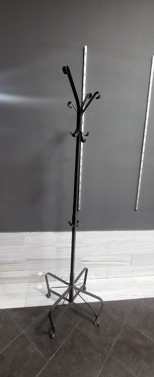 Perchero metálico 4 brazos - Negro y Plata