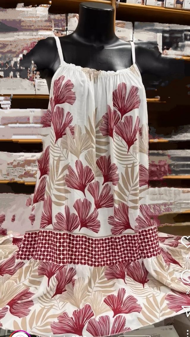 Vestido blanco y rojo estampado