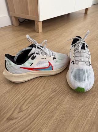 Zapatillas Nike Pegasus 40 *Talla 42