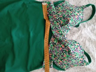 Bañador reductor. Talla 95C