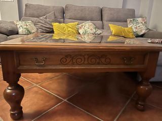 Muebles rústicos salón- comedor tallados a mano