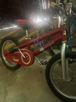 Bicicleta Imaginarium niño o niña roja