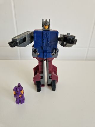 2 Transformers G1: Quake & Missile Bull