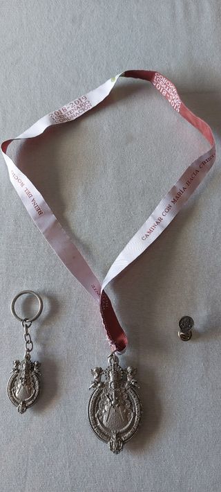 Medalla Centenario Coronación Virgen Rocío