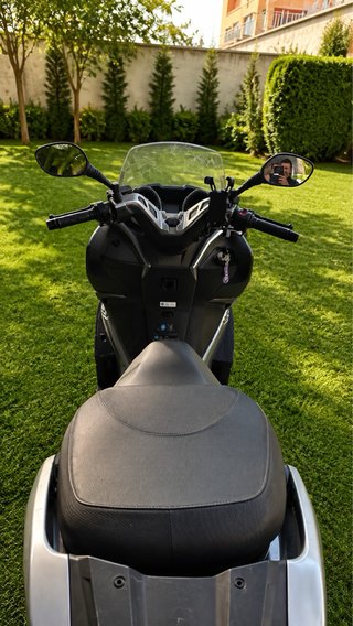 Kawasaki J300 - 35000km - Ruedas perfectas