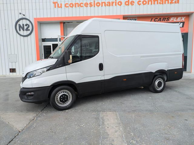 IVECO Daily 2.3 TD 33S 12 A8 V 3520LH2 12 M3