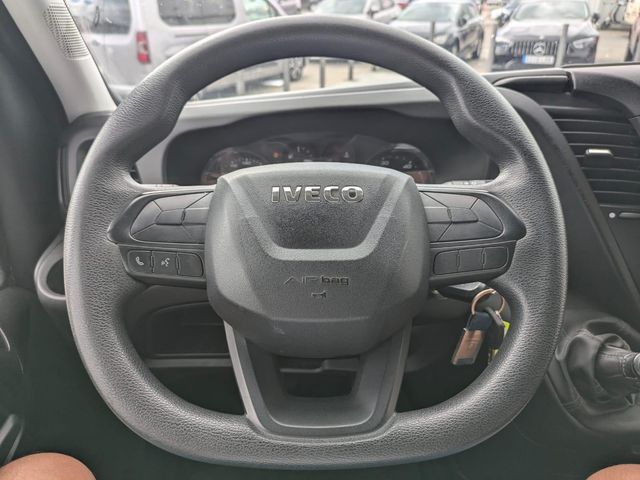 IVECO Daily 2.3 TD 33S 12 A8 V 3520LH2 12 M3