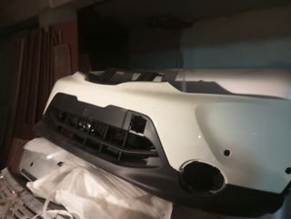 Parachoques Nissan Juke J11 blanco
