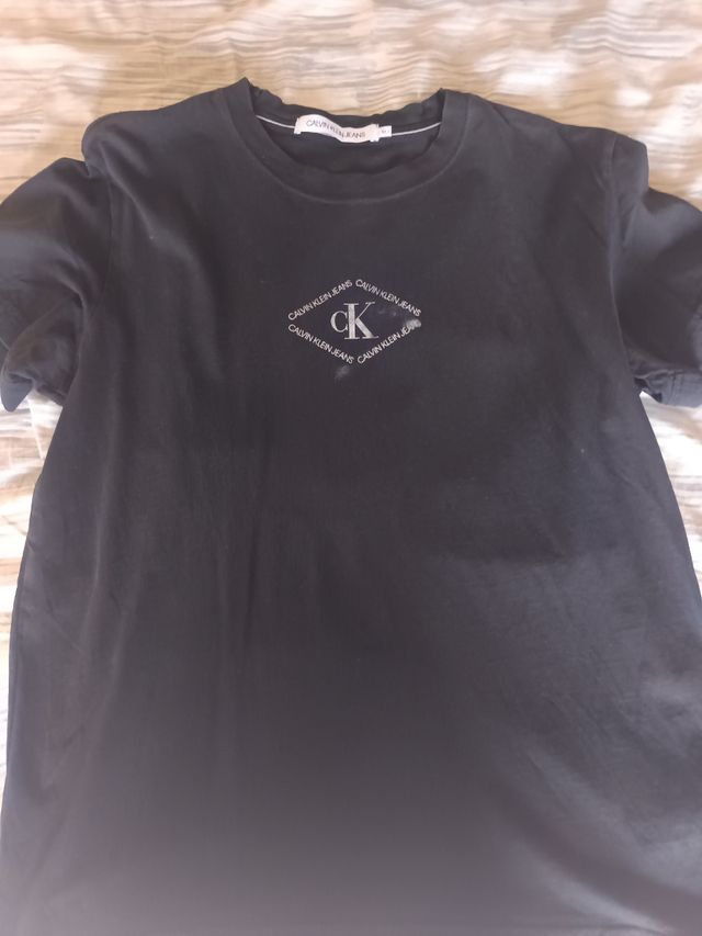 Maglia Calvin Klein nera usata