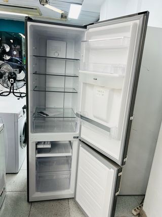 Nevera Combi Agua dispensador con garantia