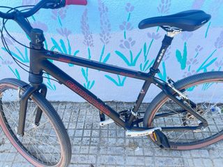 Bicicleta Cannondale F600