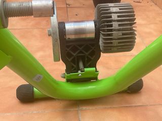 Rodillo Kinetic bicicleta