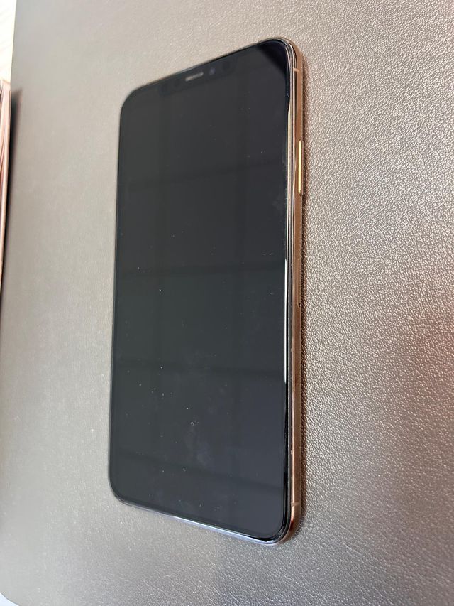 iPhone 11 Pro Max Oro 64GB