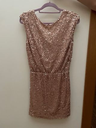 Vestidos de fiesta  15€ cada uno