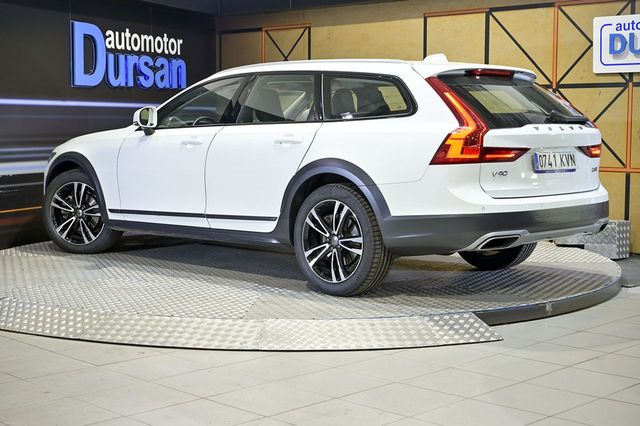 Volvo V90   2.0 D4 AWD Auto 