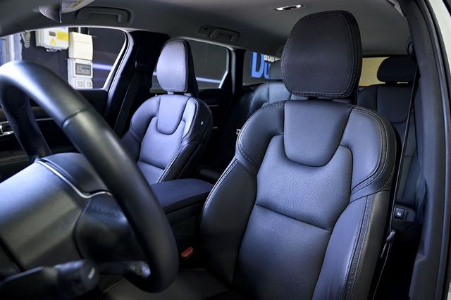 Volvo V90   2.0 D4 AWD Auto 