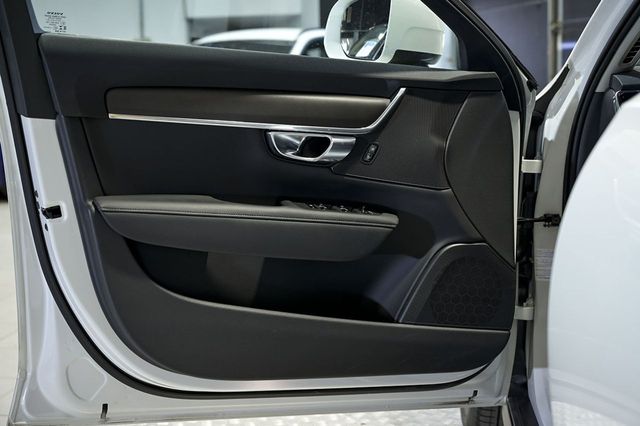 Volvo V90   2.0 D4 AWD Auto 