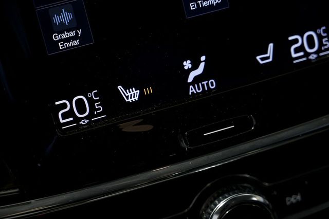 Volvo V90   2.0 D4 AWD Auto 